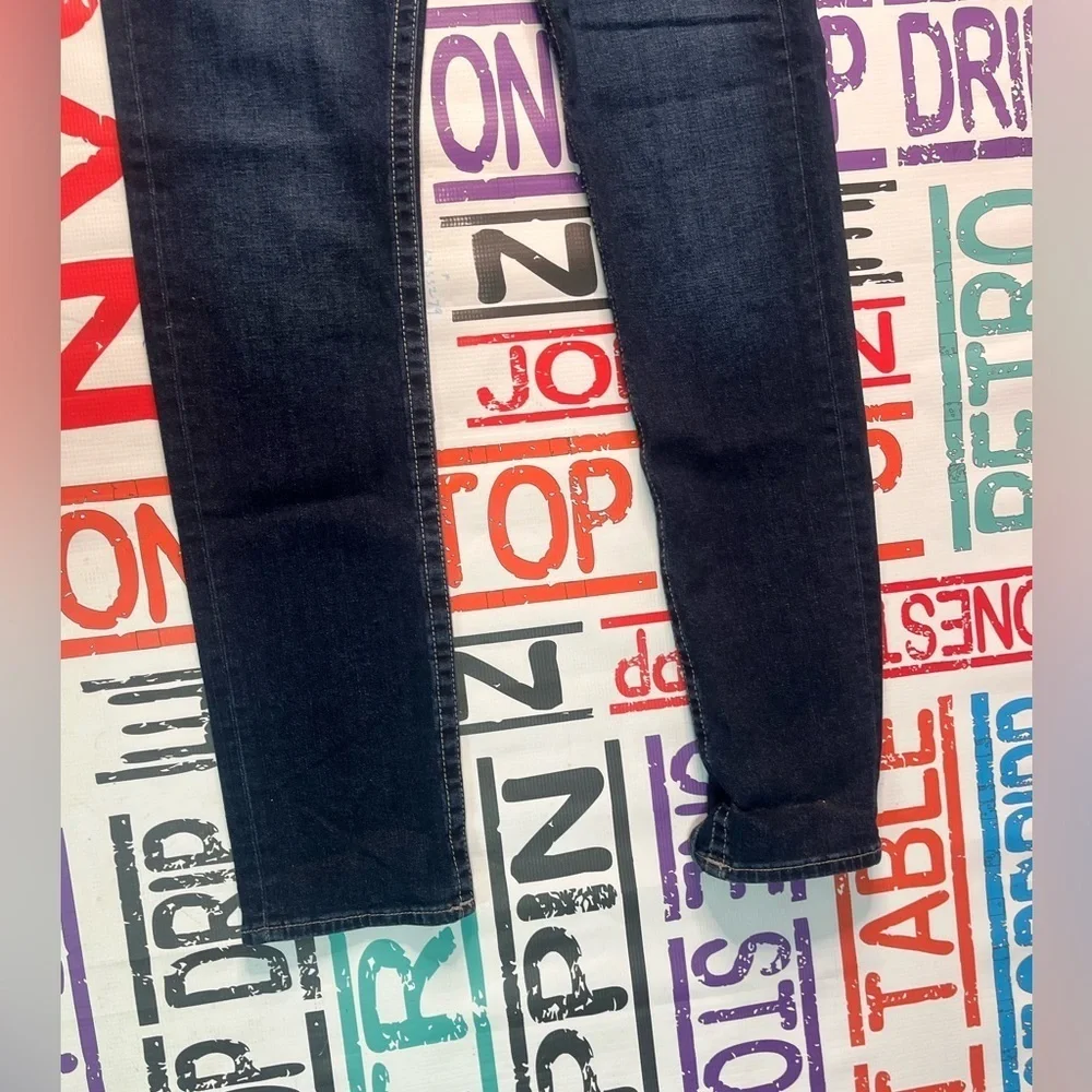True religion relaxed slim denim sz Various